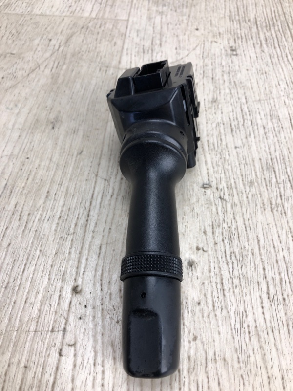 Подрулевой переключатель правый FORTE YD 12- 2013 YD 1.8 G4NB Подрулевой переключатель правый FORTE YD 12- 2013 YD 1.8 G4NB