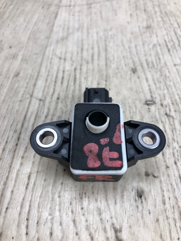 Датчик удара KIA FORTE YD 12- YD 1.8 G4NB