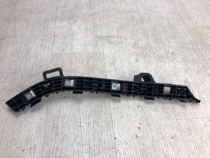 Кронштейн заднего бампера левый FORTE YD 12- 2013 YD 1.8 G4NB