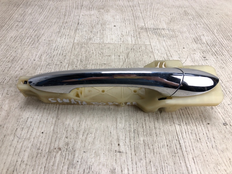 Ручка двери наружная задняя правая HYUNDAI SONATA YF 10-14 YF 2.4 G4KK Ручка двери наружная задняя правая HYUNDAI SONATA YF 10-14 YF 2.4 G4KK