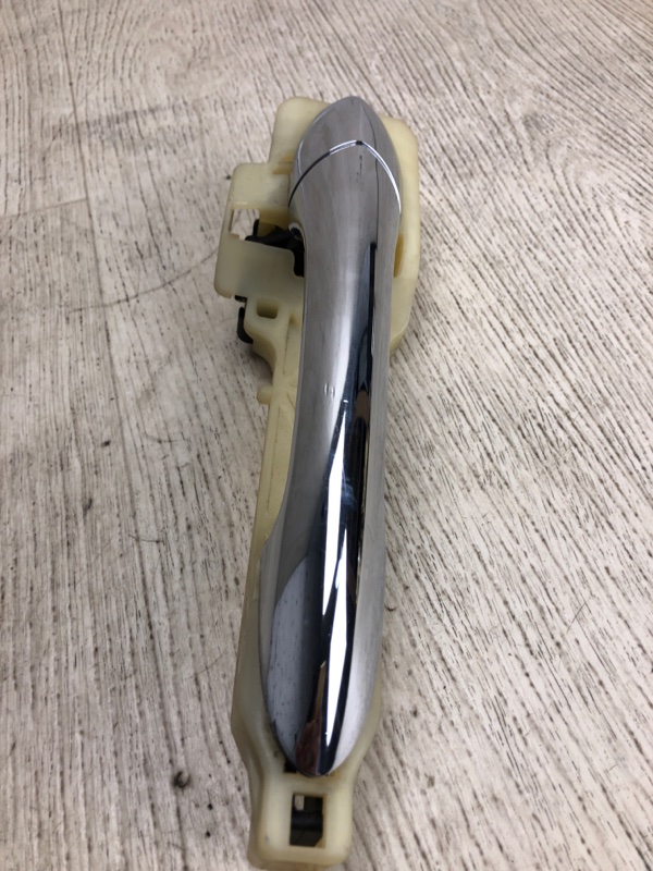 Ручка двери наружная задняя правая SONATA YF 10-14 2012 YF 2.4 G4KK Ручка двери наружная задняя правая SONATA YF 10-14 2012 YF 2.4 G4KK