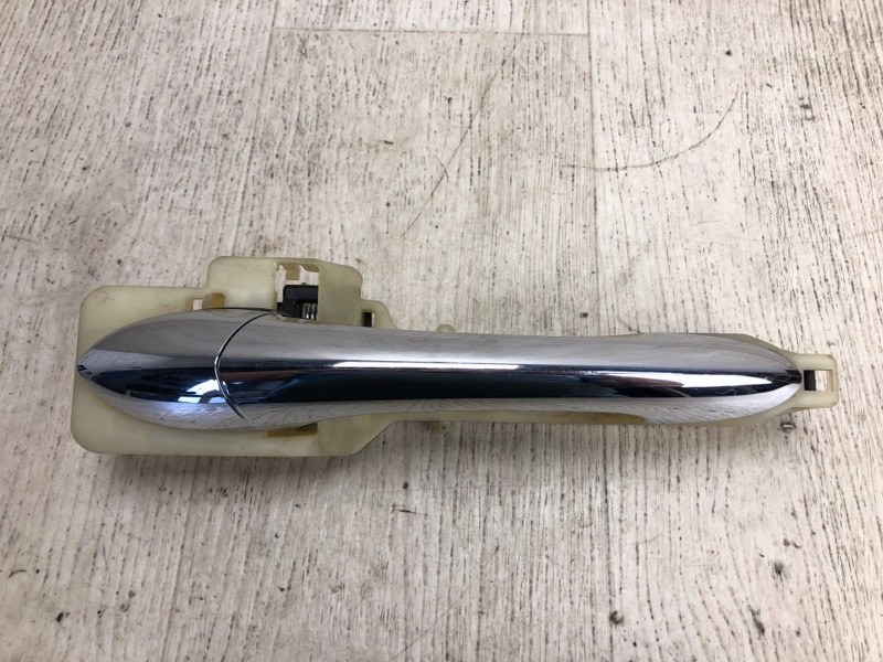 Запчасть ручка двери наружная задняя левая HYUNDAI SONATA YF 10-14 2012 YF 2.4 G4KK 82651-3S000 Б/У Ручка двери наружная задняя левая HYUNDAI SONATA YF 10-14 2012 YF 2.4 G4KK 82651-3S000 Б/У