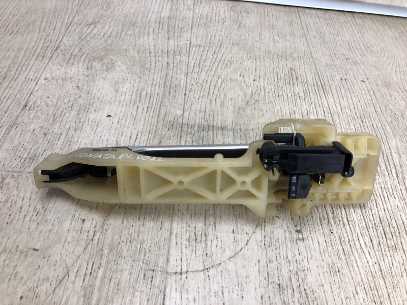 Ручка двери наружная задняя левая SONATA YF 10-14 2012 YF 2.4 G4KK Ручка двери наружная задняя левая SONATA YF 10-14 2012 YF 2.4 G4KK