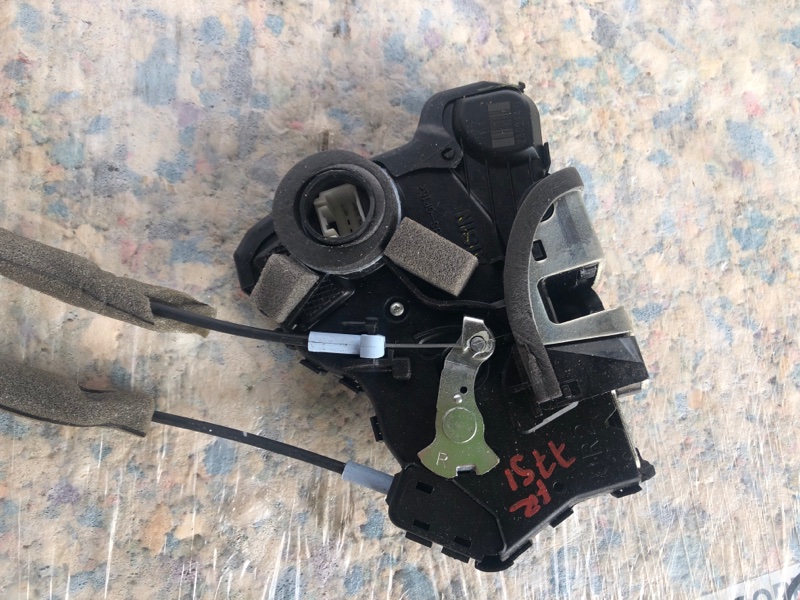 Замок двери передний правый MDX (YD3) 13-21 2015 Внедорожник 3.5