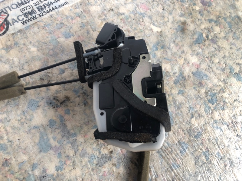 Замок двери задний левый MURANO Z52 14- 2016 Внедорожник 3.5 VQ35DE Замок двери задний левый MURANO Z52 14- 2016 Внедорожник 3.5 VQ35DE