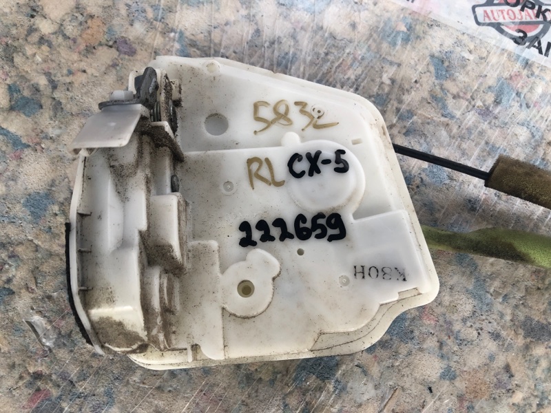 Замок двери задний левый CX-5 (KE) 11-17 2014 Внедорожник 2.5