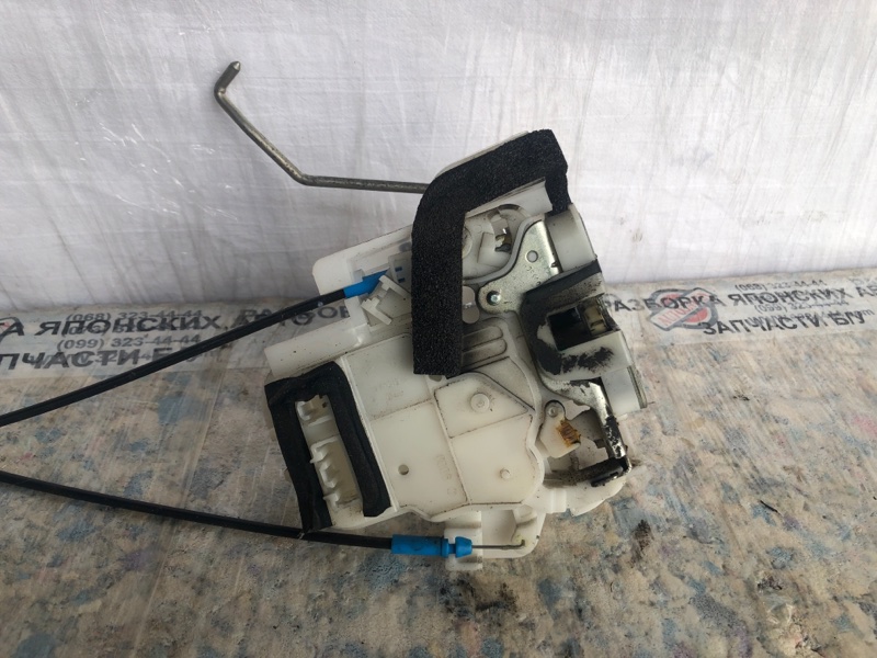 Замок двери передний правый SUBARU OUTBACK 09-14 BR 2.5 EJ253