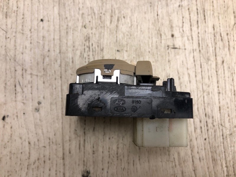 Блок управления зеркалами HYUNDAI SONATA YF 10-14 YF 2.4 G4KK