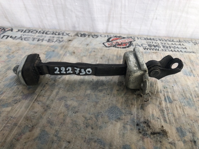 Ограничитель двери передний правый MDX (YD2) 06-13 2010 Внедорожник 3.7 J37A1