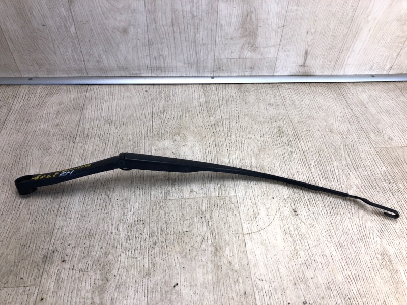 Запчасть поводок стеклоочистителя передний правый HYUNDAI SONATA YF 10-14 2012 YF 2.4 G4KK 98321-3S000 Б/У Поводок стеклоочистителя передний правый HYUNDAI SONATA YF 10-14 2012 YF 2.4 G4KK 98321-3S000 Б/У