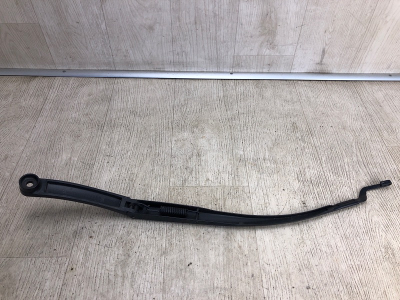 Поводок стеклоочистителя передний правый HYUNDAI SONATA YF 10-14 YF 2.4 G4KK Поводок стеклоочистителя передний правый HYUNDAI SONATA YF 10-14 YF 2.4 G4KK