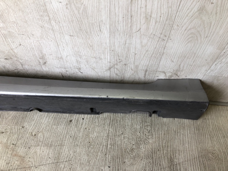 Накладка порога наружная правая SONATA YF 10-14 2012 YF 2.4 G4KK Накладка порога наружная правая SONATA YF 10-14 2012 YF 2.4 G4KK