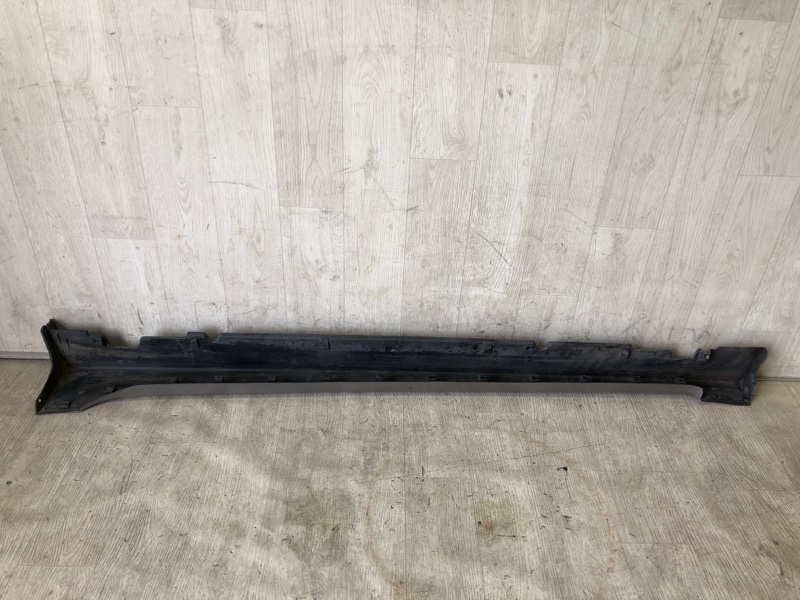 Накладка порога наружная правая SONATA YF 10-14 2012 YF 2.4 G4KK Накладка порога наружная правая SONATA YF 10-14 2012 YF 2.4 G4KK