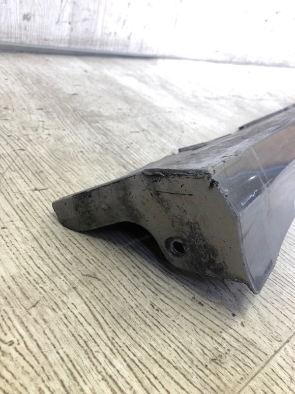 Накладка порога наружная правая SONATA YF 10-14 2012 YF 2.4 G4KK Накладка порога наружная правая SONATA YF 10-14 2012 YF 2.4 G4KK