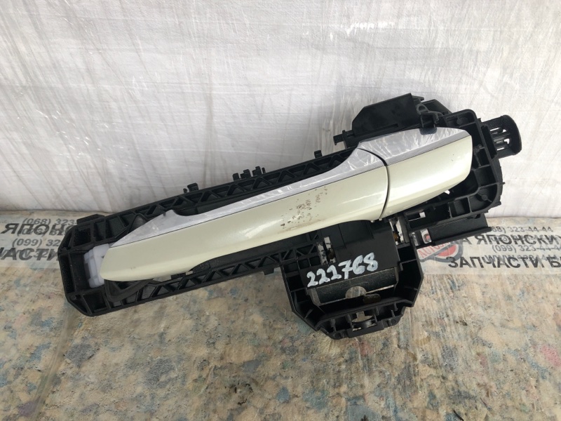 Ручка двери наружная задняя левая INFINITI QX30 16-20 2019 Внедорожник 2.0 20PET 82640-5DB0A Б/У