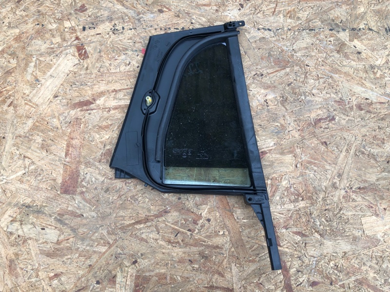 Стекло двери глухое заднее левое INFINITI QX30 16-20 Внедорожник 2.0 20PET