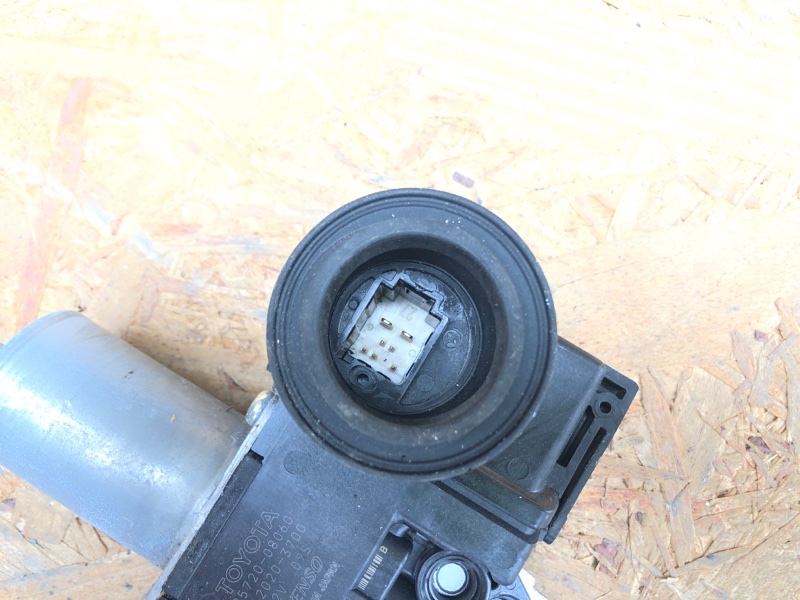 Стеклоподъемник задний левый SIENNA 11-16 2015 Минивэн 3.5 2GR-FE Стеклоподъемник задний левый SIENNA 11-16 2015 Минивэн 3.5 2GR-FE