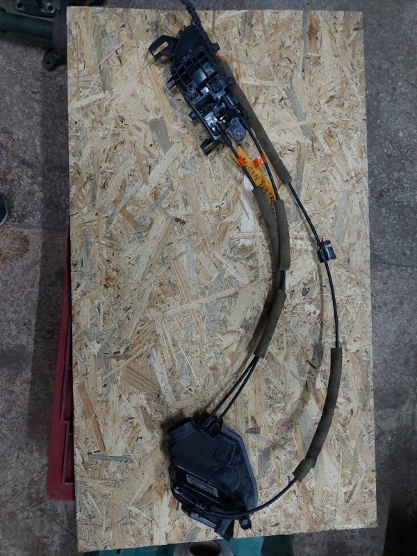 Замок двери задний левый NISSAN SENTRA B17 12-21 2013 Седан 1.8 82501-3SG0A Б/У