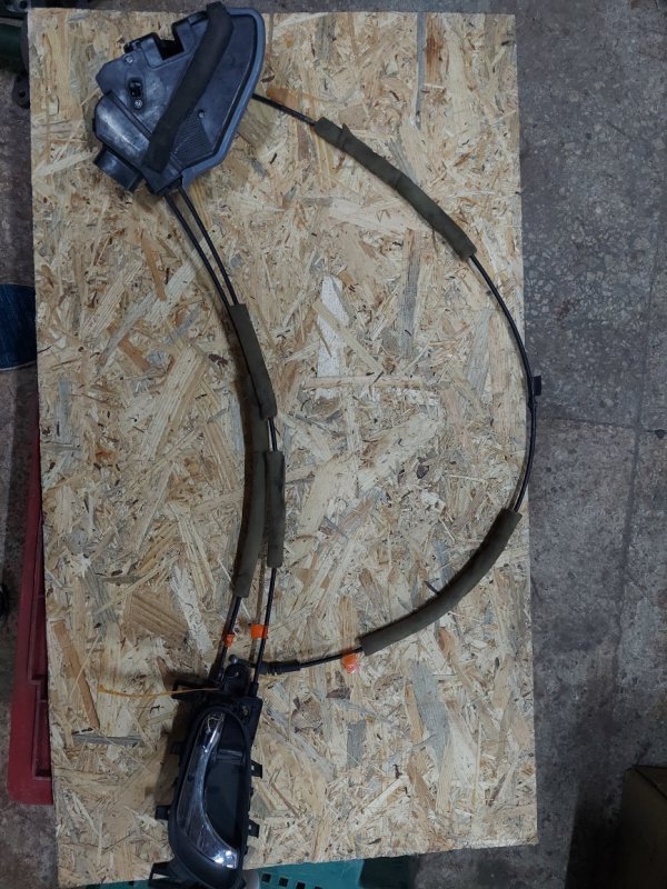 Замок двери задний левый SENTRA B17 12-21 2013 Седан 1.8