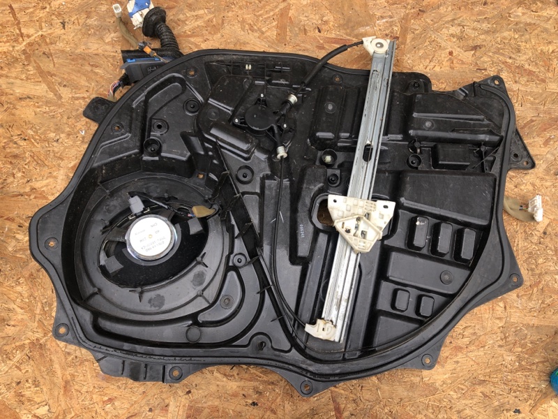 Стеклоподъемник задний левый MAZDA CX-9 06-16 Внедорожник 3.5