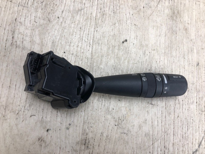 Запчасть подрулевой переключатель правый JEEP PATRIOT 10-17 2015 MK74 2.4 ED3 68003215AD Б/У Подрулевой переключатель правый JEEP PATRIOT 10-17 2015 MK74 2.4 ED3 68003215AD Б/У