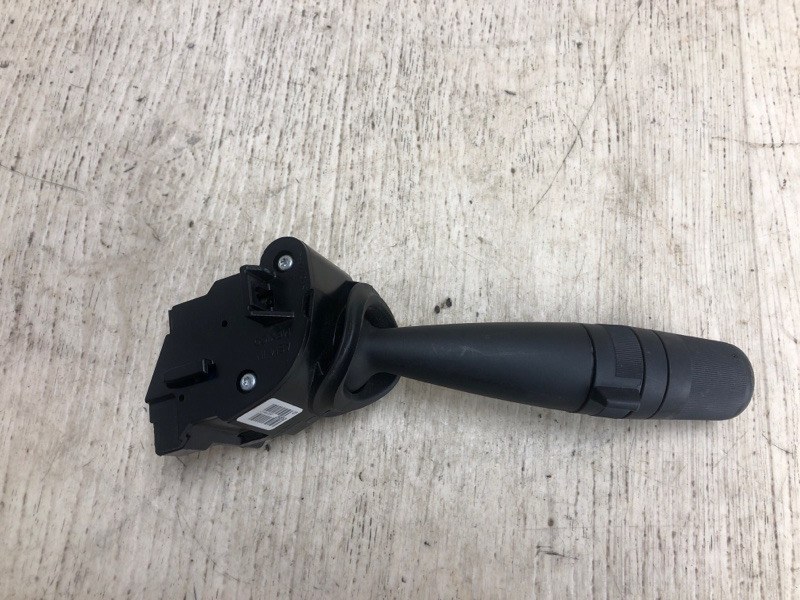 Подрулевой переключатель правый PATRIOT 10-17 2015 MK74 2.4 ED3 Подрулевой переключатель правый PATRIOT 10-17 2015 MK74 2.4 ED3