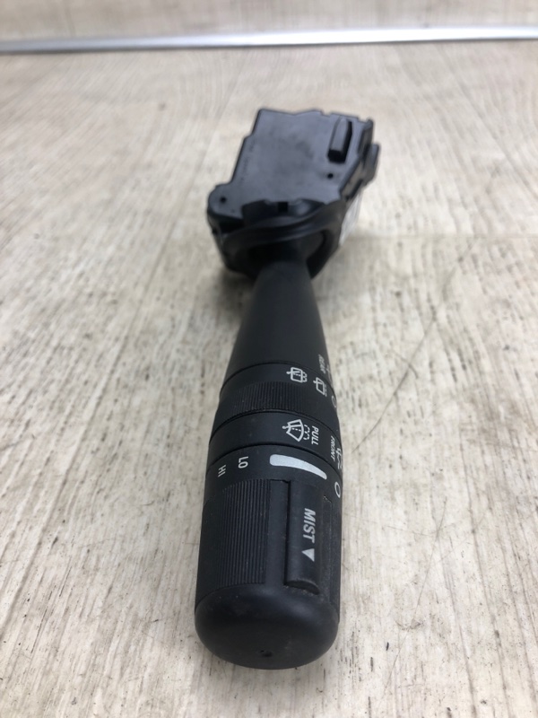 Подрулевой переключатель правый PATRIOT 10-17 2015 MK74 2.4 ED3 Подрулевой переключатель правый PATRIOT 10-17 2015 MK74 2.4 ED3