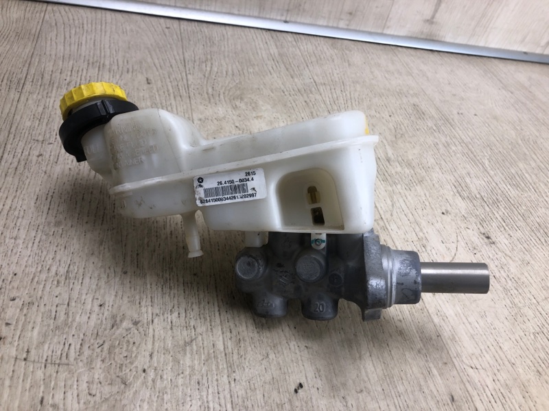 Главный тормозной цилиндр JEEP PATRIOT 10-17 MK74 2.4 ED3 Главный тормозной цилиндр JEEP PATRIOT 10-17 MK74 2.4 ED3