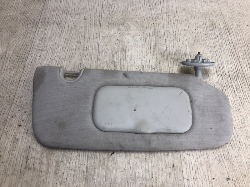 Запчасть козырек солнцезащитный правый JEEP PATRIOT 10-17 2015 MK74 2.4 ED3 YD98HDAAA Б/У Козырек солнцезащитный правый JEEP PATRIOT 10-17 2015 MK74 2.4 ED3 YD98HDAAA Б/У