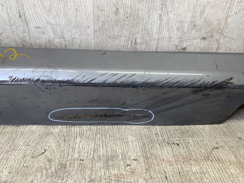 Накладка порога наружная правая 200 14-16 2016 UF 2.4 ED6