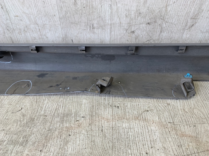 Накладка порога наружная левая 200 14-16 2016 UF 2.4 ED6