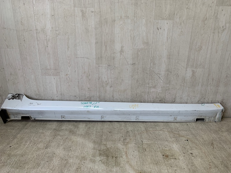 Накладка порога наружная правая HYUNDAI SONATA LF 2014- 2015 LF 2.4 G4KJ 87752-C2000 Б/У