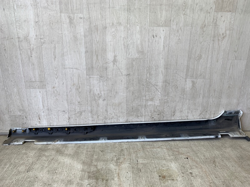 Накладка порога наружная правая SONATA LF 2014- 2015 LF 2.4 G4KJ