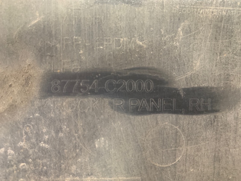 Накладка порога наружная правая SONATA LF 2014- 2015 LF 2.4 G4KJ