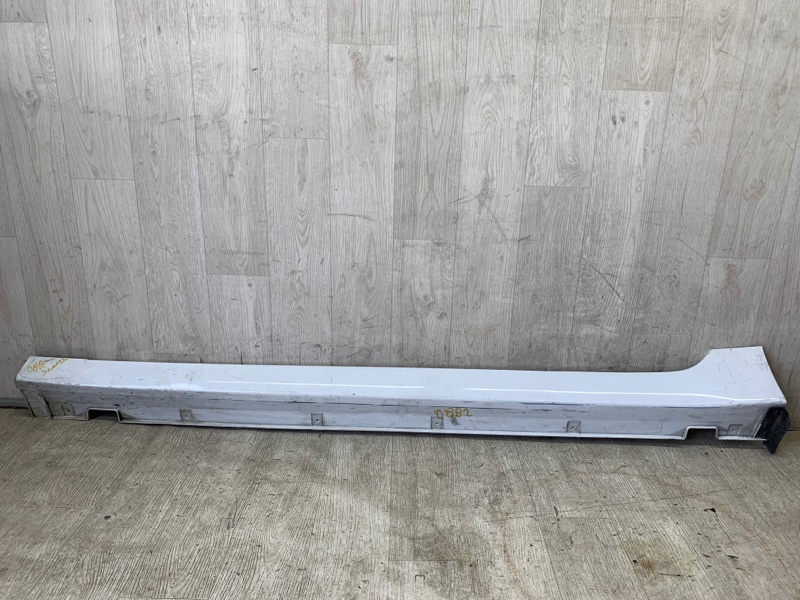 Накладка порога наружная левая HYUNDAI SONATA LF 2014- 2015 LF 2.4 G4KJ 87751-C2000 Б/У