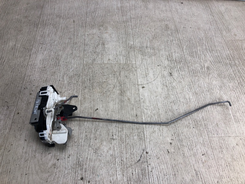 Замок двери задний правый PATRIOT 10-17 2015 MK74 2.4 ED3 Замок двери задний правый PATRIOT 10-17 2015 MK74 2.4 ED3