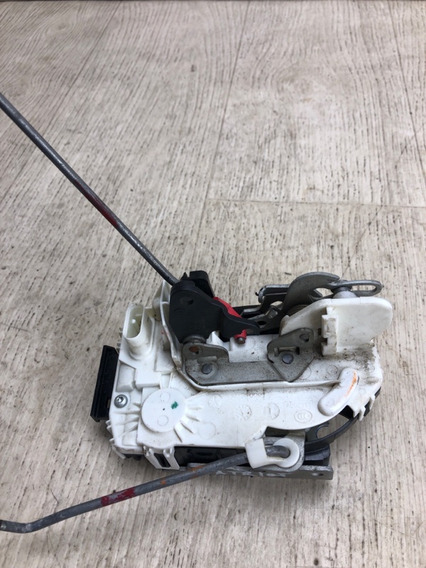 Замок двери задний правый PATRIOT 10-17 2015 MK74 2.4 ED3 Замок двери задний правый PATRIOT 10-17 2015 MK74 2.4 ED3