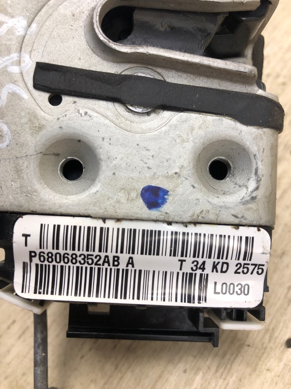 Замок двери задний правый PATRIOT 10-17 2015 MK74 2.4 ED3 Замок двери задний правый PATRIOT 10-17 2015 MK74 2.4 ED3