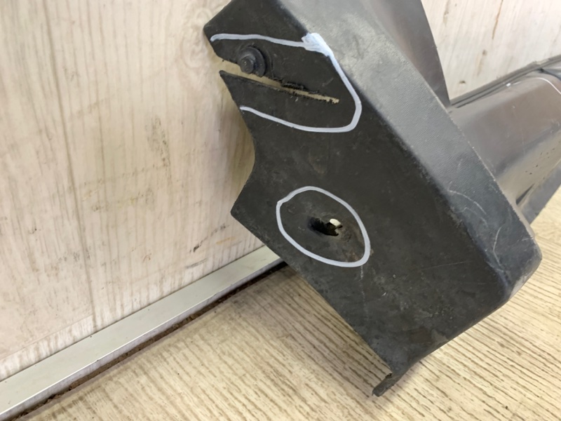 Накладка порога наружная передняя левая COMPASS 06-16 2013 MK49 2.4 ED3 Накладка порога наружная передняя левая COMPASS 06-16 2013 MK49 2.4 ED3