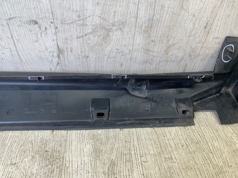 Накладка порога наружная передняя левая COMPASS 06-16 2013 MK49 2.4 ED3 Накладка порога наружная передняя левая COMPASS 06-16 2013 MK49 2.4 ED3