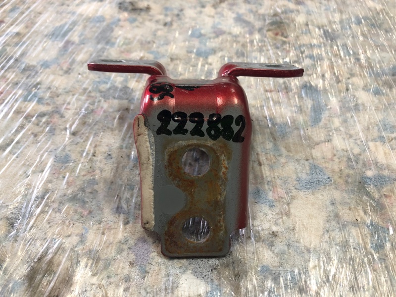 Петля двери нижняя задняя правая MAZDA CX-5 (KE) 11-17 2014 Внедорожник 2.5 KD53-72-240 Б/У