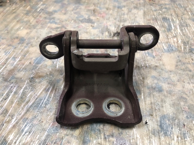 Петля двери нижняя передняя правая MDX (YD2) 06-13 2009 Внедорожник 3.7 J37A1