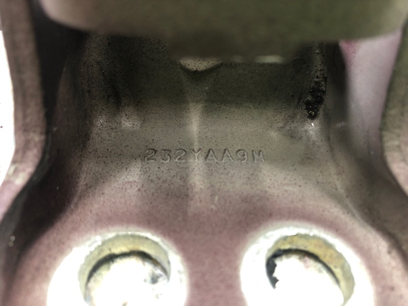 Петля двери нижняя передняя правая ACURA MDX (YD2) 06-13 Внедорожник 3.7 J37A1