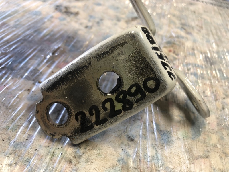 Петля двери нижняя задняя правая MDX (YD3) 13-21 2015 Внедорожник 3.5