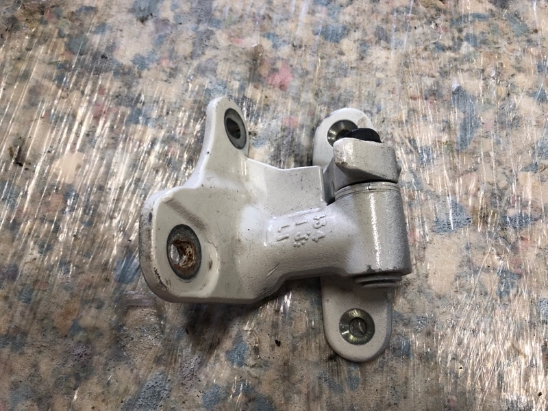 Запчасть петля двери нижняя задняя левая INFINITI QX30 16-20 2019 Внедорожник 2.0 20PET 82421-5DA0A Б/У Петля двери нижняя задняя левая INFINITI QX30 16-20 2019 Внедорожник 2.0 20PET 82421-5DA0A Б/У