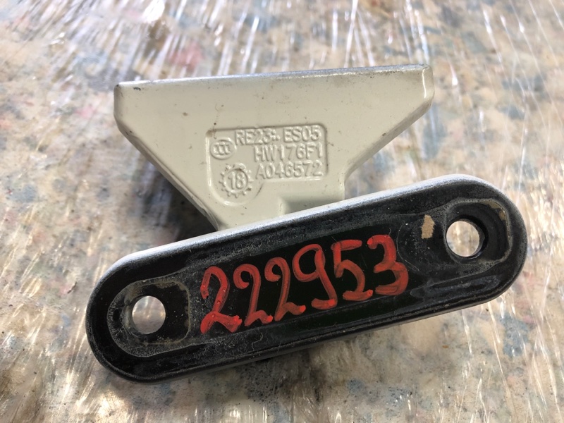 Петля двери верхняя задняя правая INFINITI QX30 16-20 Внедорожник 2.0 20PET