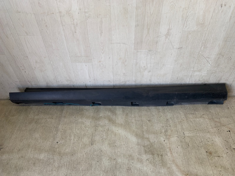 Накладка порога наружная левая FORD FOCUS 10-18 2013 BK 2.0 XQDA CP9Z-581017-7B Б/У