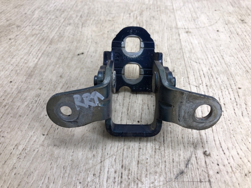 Петля двери верхняя задняя правая JEEP PATRIOT 10-17 MK74 2.4 ED3 Петля двери верхняя задняя правая JEEP PATRIOT 10-17 MK74 2.4 ED3