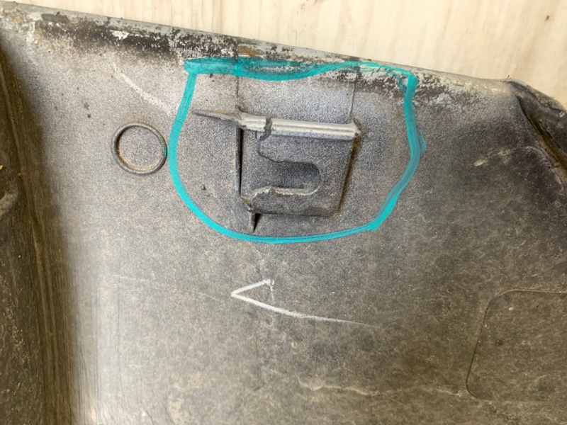 Накладка порога наружная левая SONATA YF 10-14 2012 YF 2.0 G4KH