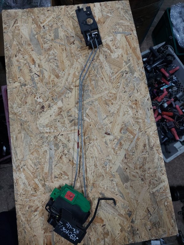 Замок двери задний левый ACCENT RB 10- 2013 Хетчбек 1.6 Замок двери задний левый ACCENT RB 10- 2013 Хетчбек 1.6